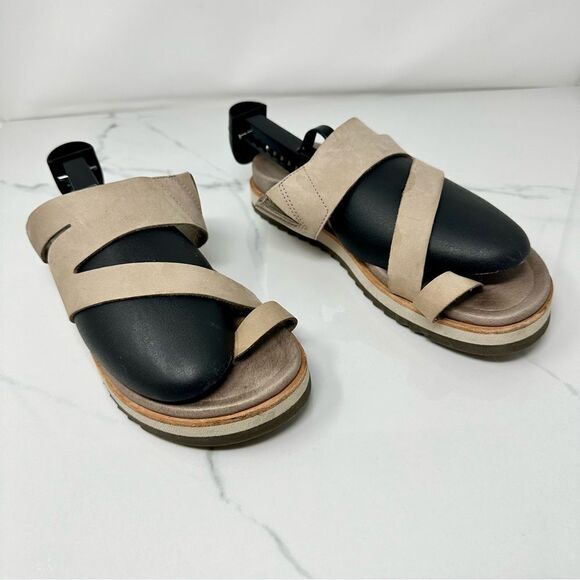 Merrell Moon Sandals- Size 6 - Picture 4 of 14
